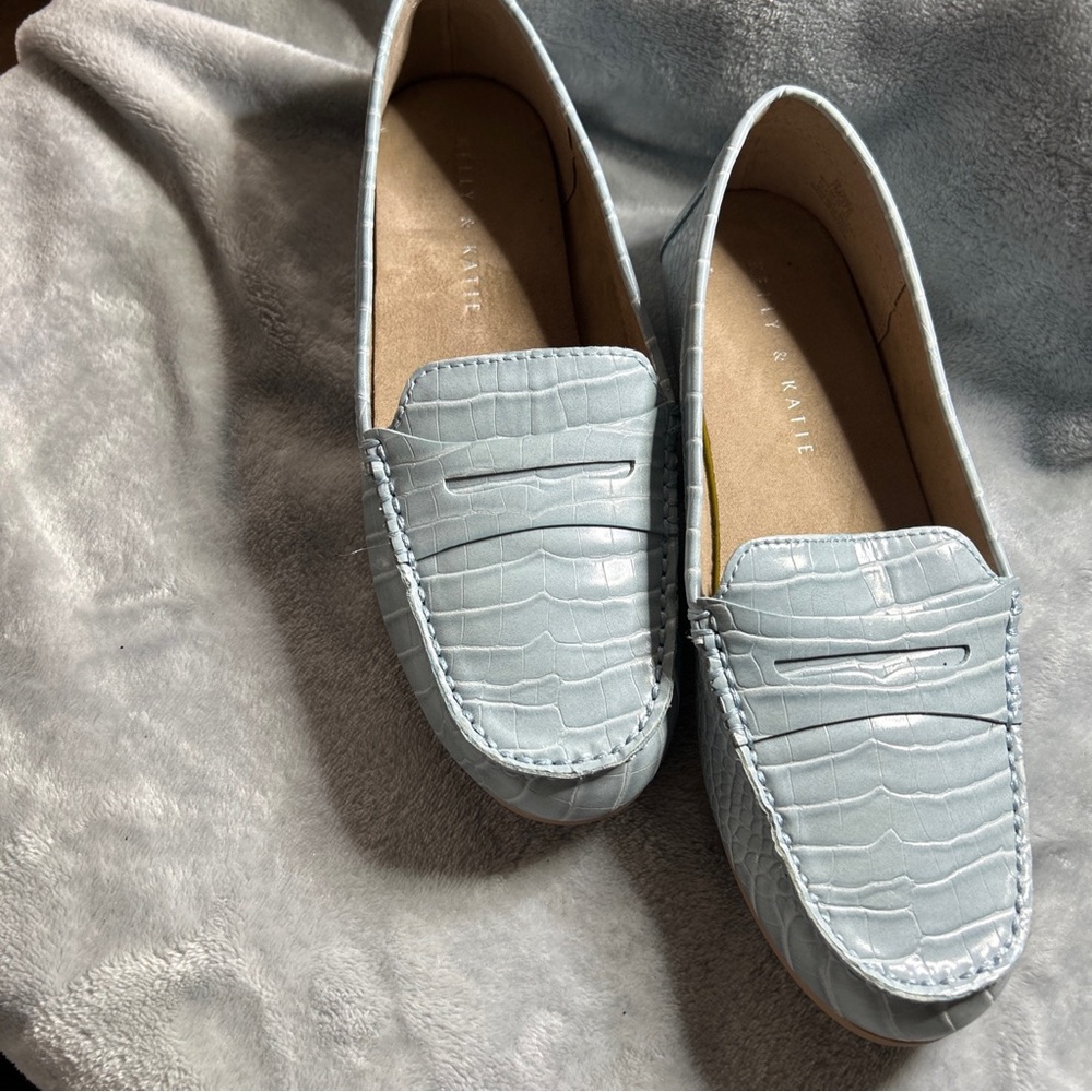 Kelly & Katie Panee Penny Loafer - Light Blue Crocodile 7M